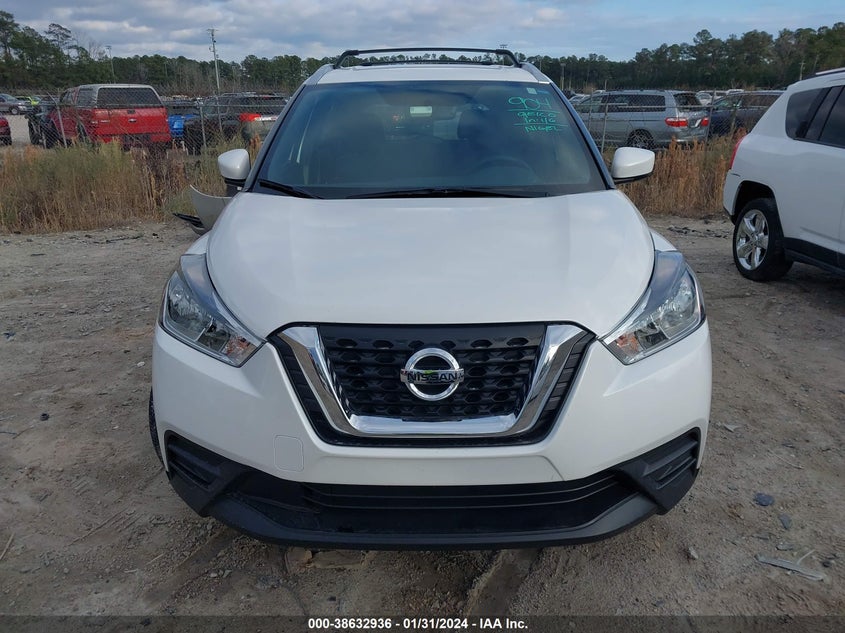 VIN 3N1CP5CU2KL521492 2019 NISSAN KICKS SV