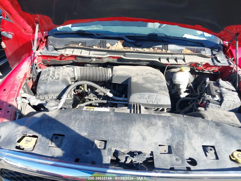 2019 RAM 1500 CLASSIC TRADESMAN - 1C6RR6FG9KS574325