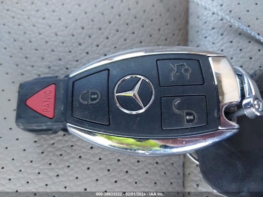 2013 MERCEDES-BENZ C 250 LUXURY/SPORT - WDDGF4HB3DA767194