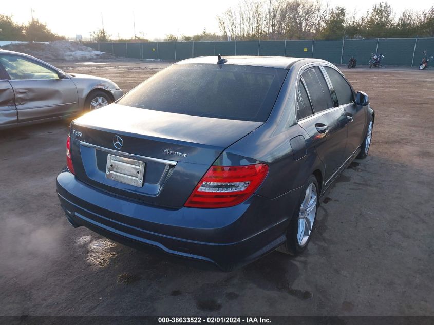 2013 MERCEDES-BENZ C 250 LUXURY/SPORT - WDDGF4HB3DA767194