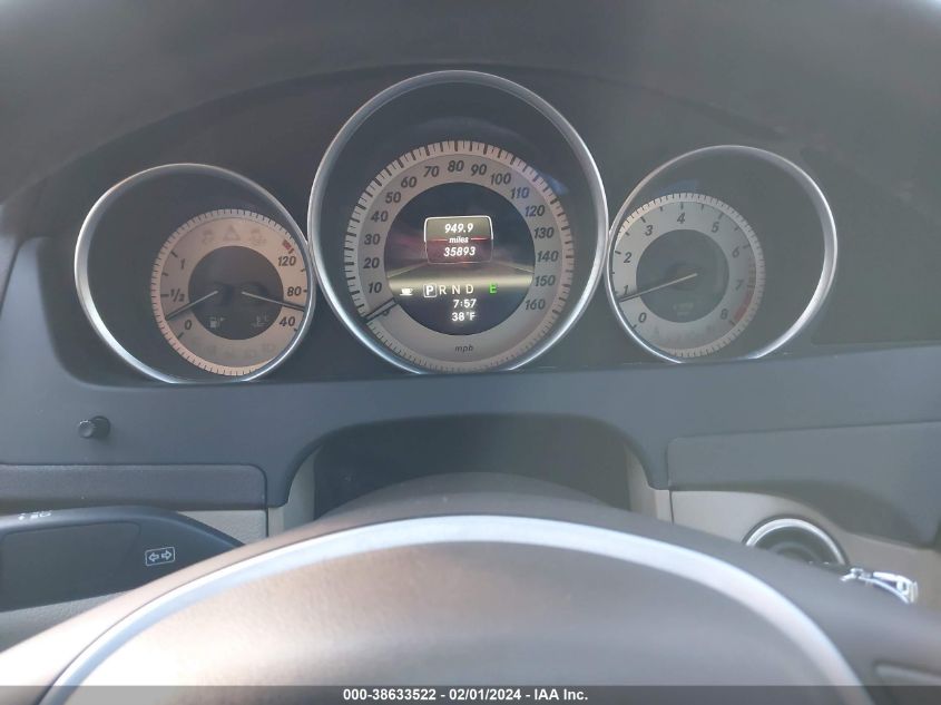 2013 MERCEDES-BENZ C 250 LUXURY/SPORT - WDDGF4HB3DA767194