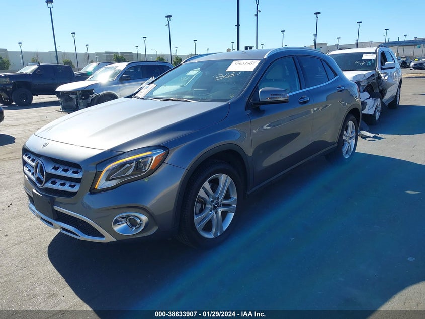 VIN WDCTG4EB1LJ683832 2020 MERCEDES-BENZ GLA 250