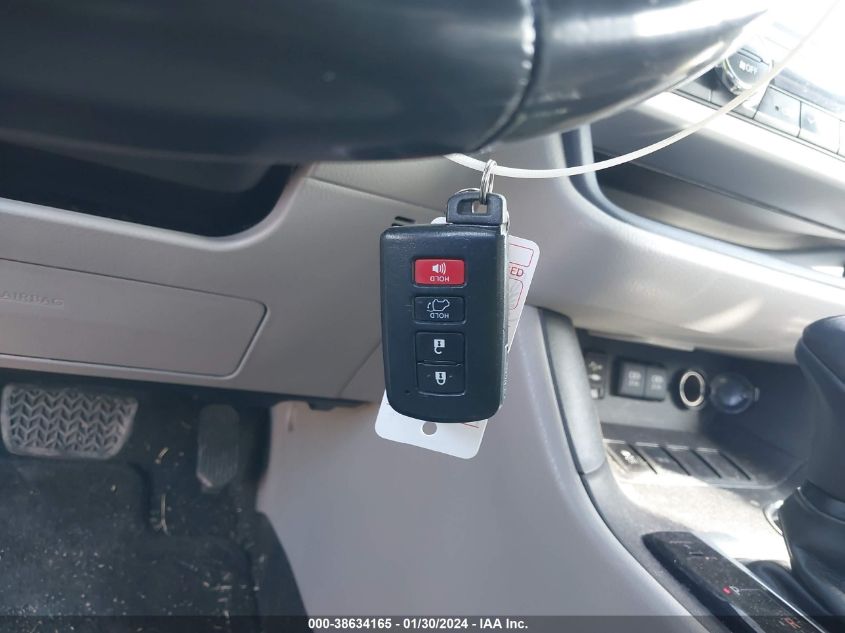 2017 TOYOTA HIGHLANDER SE/XLE - 5TDKZRFH2HS206980