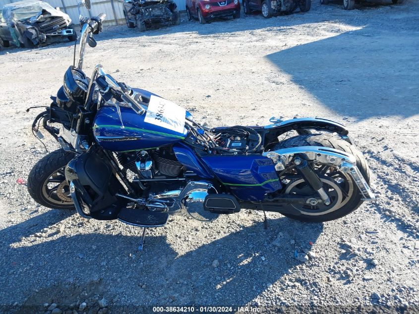 2016 HARLEY-DAVIDSON FLTRU - 1HD1KGL17GB628064