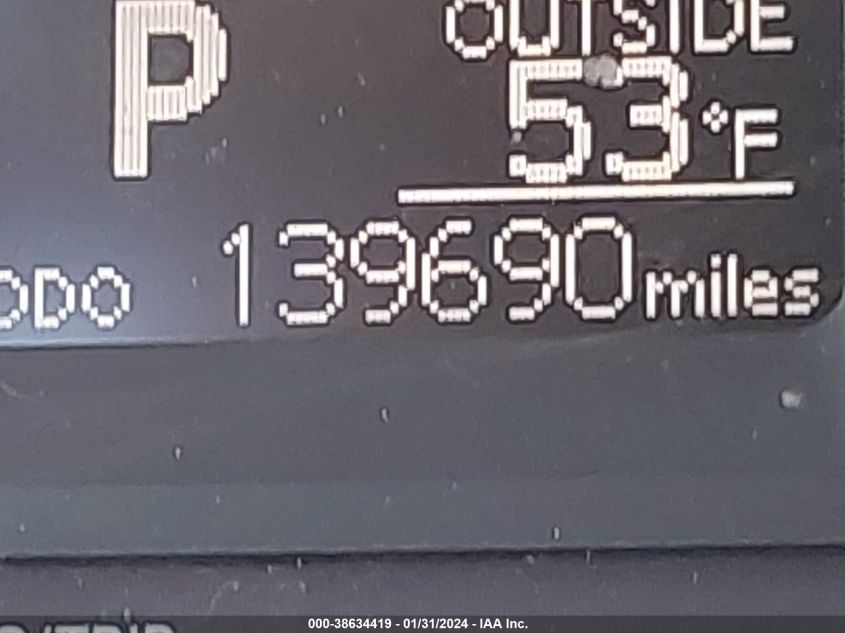 2017 TOYOTA COROLLA LE - 5YFBURHE8HP687022
