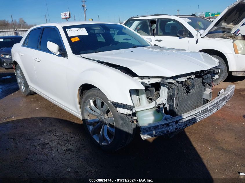 2019 CHRYSLER 300 TOURING L - 2C3CCAAG1KH547996