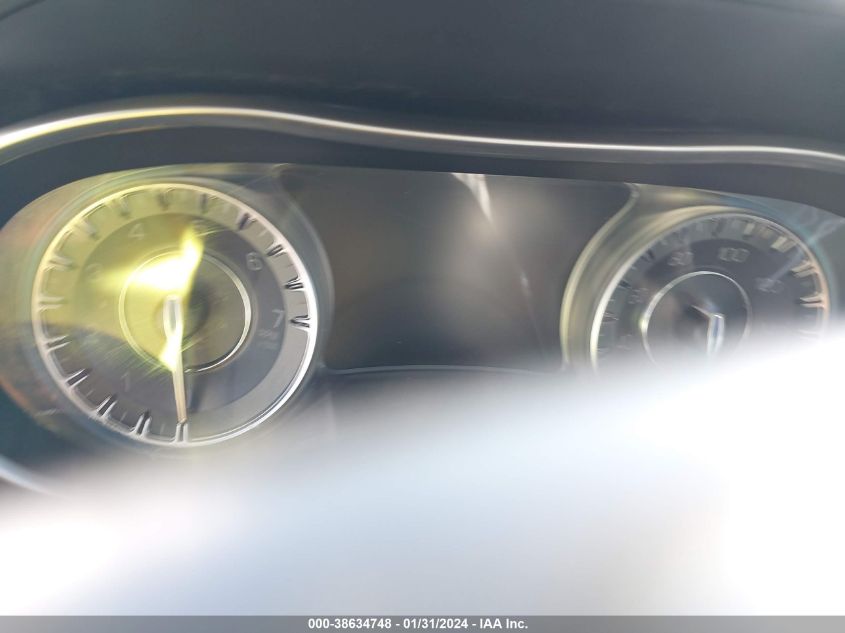 2019 CHRYSLER 300 TOURING L - 2C3CCAAG1KH547996