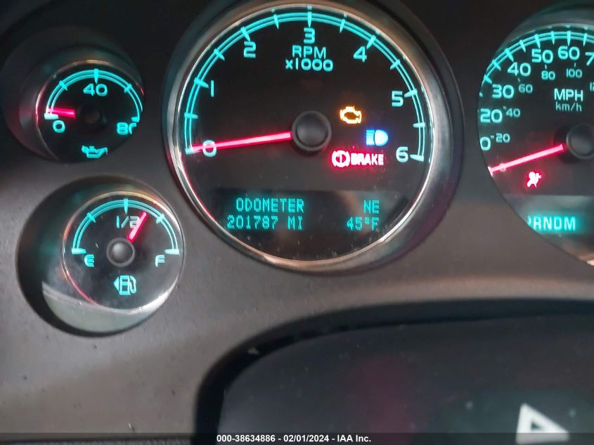 2013 CHEVROLET TAHOE C1500 LT - 1GNSCBE03DR272720