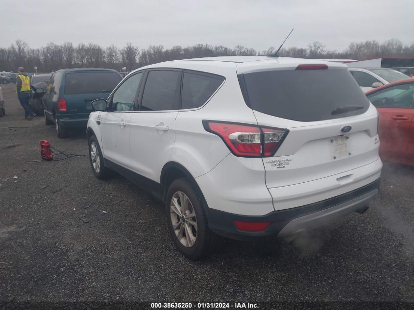 2017 FORD ESCAPE SE - 1FMCU9GD5HUD05735