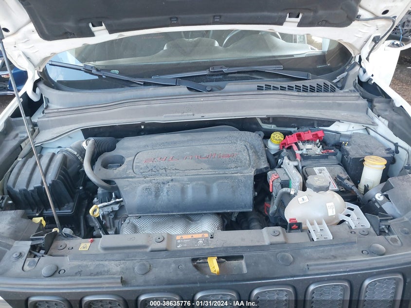 VIN ZACCJBCB7JPH79332 2018 JEEP RENEGADE TRAILHAWK