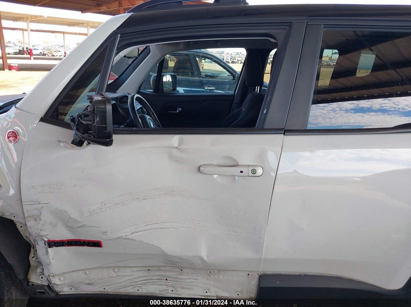 VIN ZACCJBCB7JPH79332 2018 JEEP RENEGADE TRAILHAWK