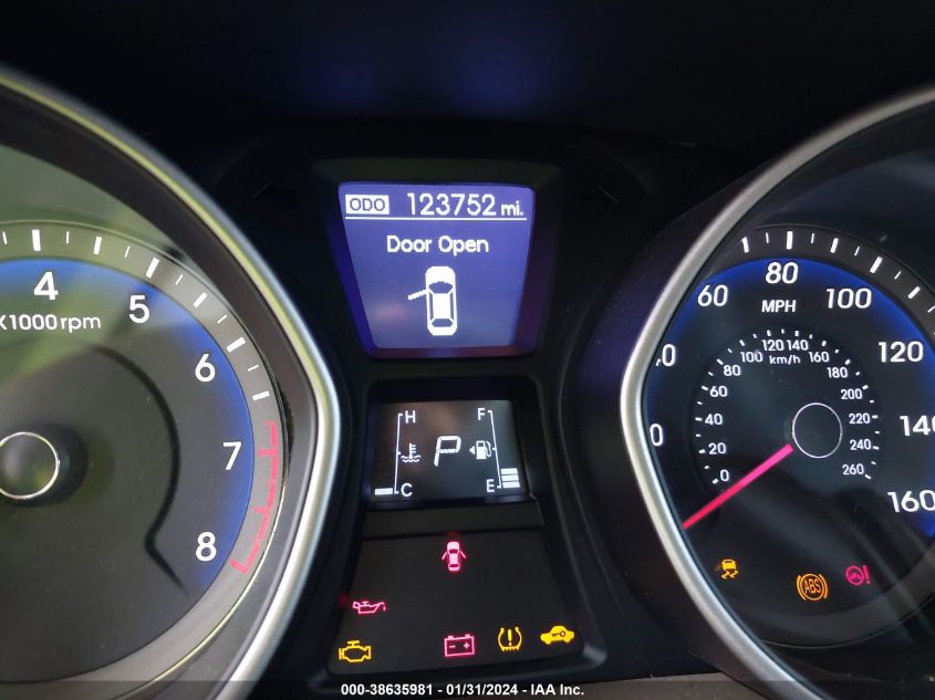 2013 HYUNDAI ELANTRA GT - KMHD35LE7DU095261