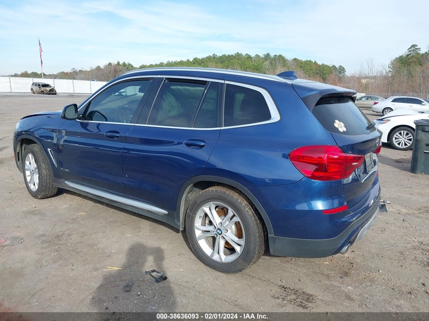 VIN 5UXTR9C58JLC83988 2018 BMW X3 XDRIVE30I