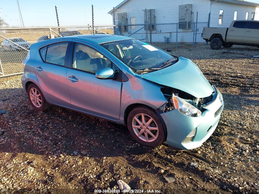 2013 TOYOTA PRIUS C THREE - JTDKDTB37D1038363