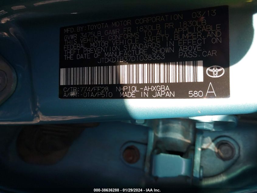 2013 TOYOTA PRIUS C THREE - JTDKDTB37D1038363