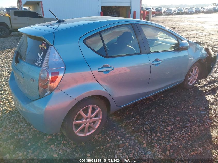 2013 TOYOTA PRIUS C THREE - JTDKDTB37D1038363