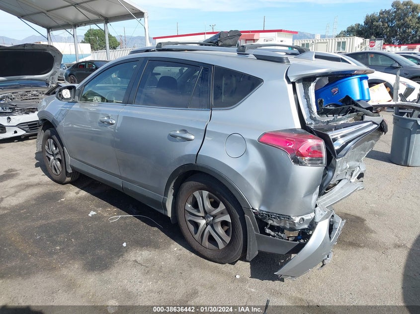 VIN JTMZFREV0JJ175908 2018 TOYOTA RAV4 LE
