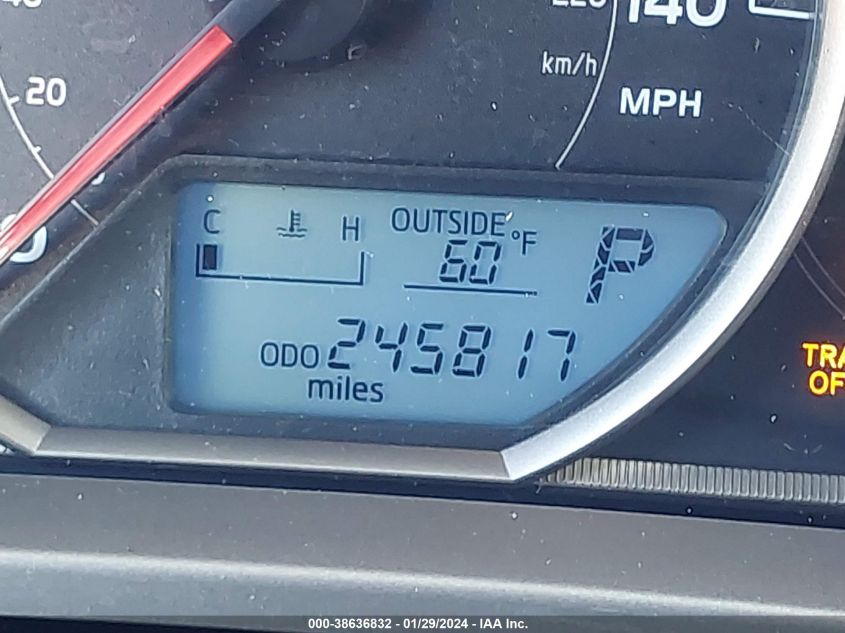 2013 TOYOTA RAV4 LE - JTMZFREV2DD019968