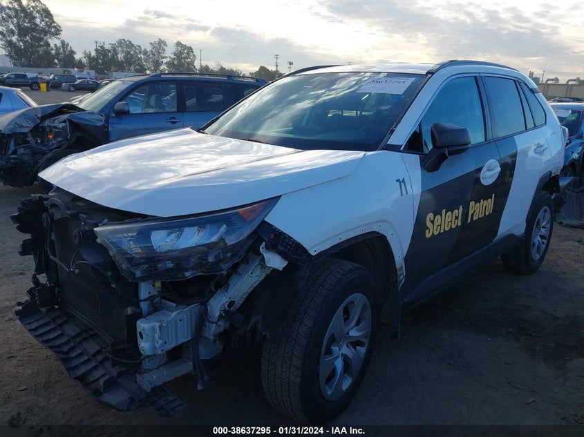 VIN 2T3H1RFV4KC003653 2019 TOYOTA RAV4 LE