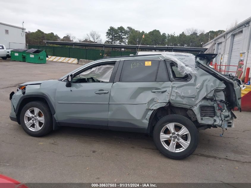 2019 TOYOTA RAV4 XLE - JTMP1RFV5KJ006635