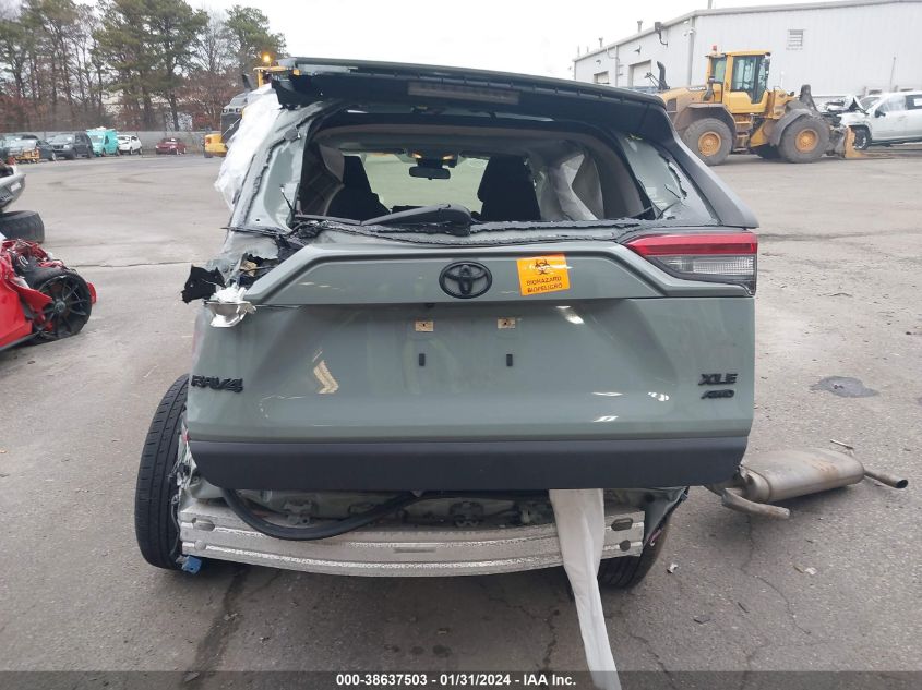 2019 TOYOTA RAV4 XLE - JTMP1RFV5KJ006635