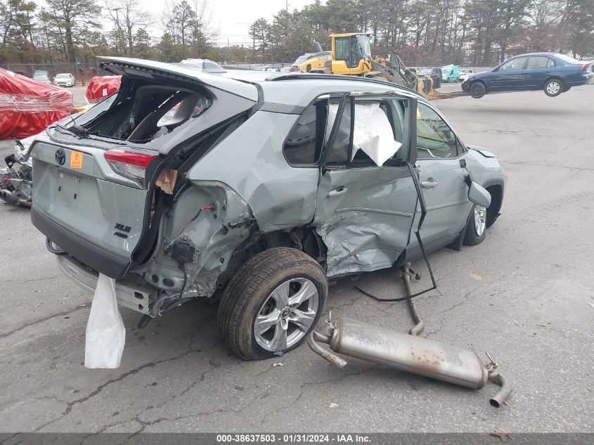 2019 TOYOTA RAV4 XLE - JTMP1RFV5KJ006635