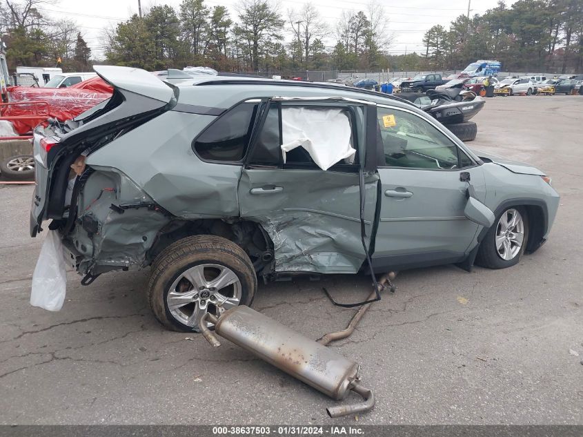2019 TOYOTA RAV4 XLE - JTMP1RFV5KJ006635