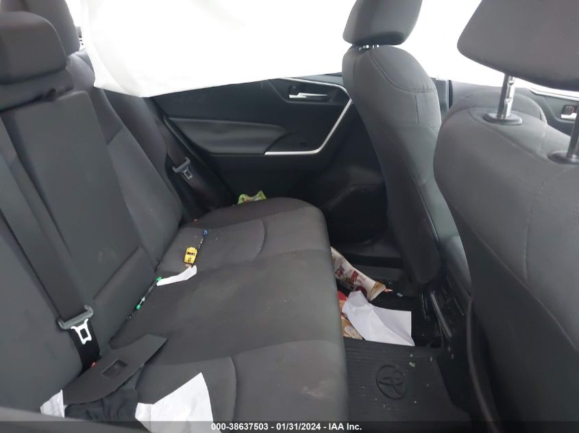 2019 TOYOTA RAV4 XLE - JTMP1RFV5KJ006635