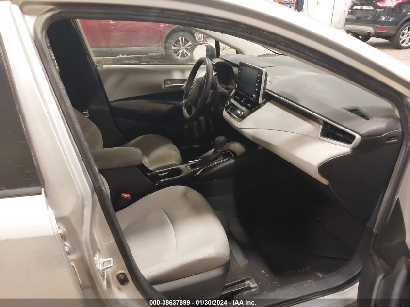 2020 TOYOTA COROLLA LE - JTDEPRAE1LJ063753