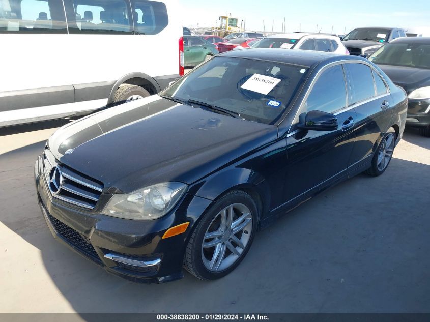2014 MERCEDES-BENZ C 250 LUXURY/SPORT - WDDGF4HB6ER316506