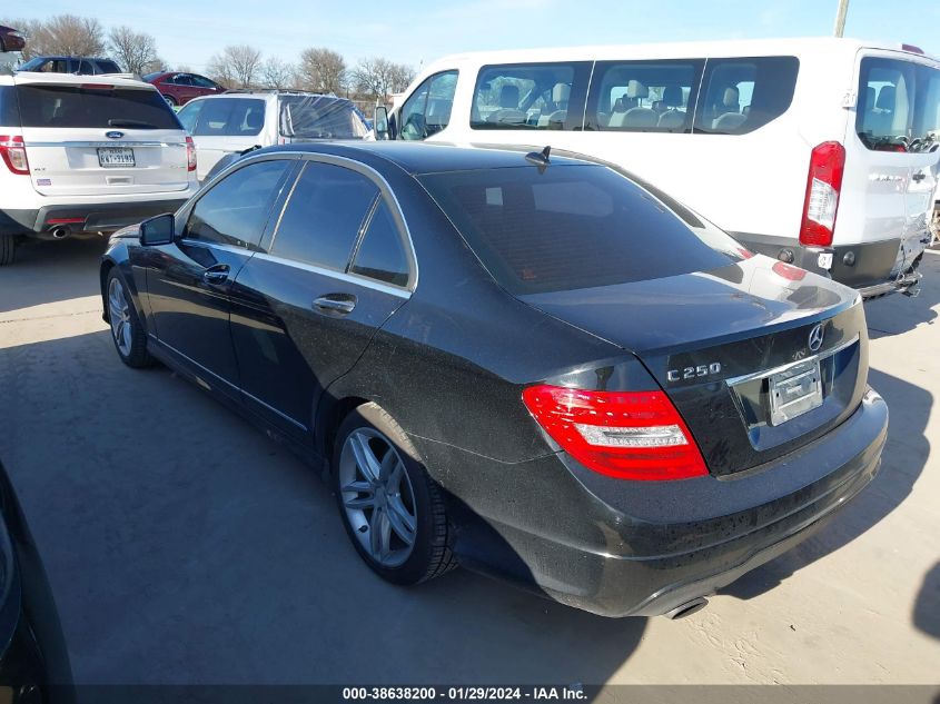 2014 MERCEDES-BENZ C 250 LUXURY/SPORT - WDDGF4HB6ER316506