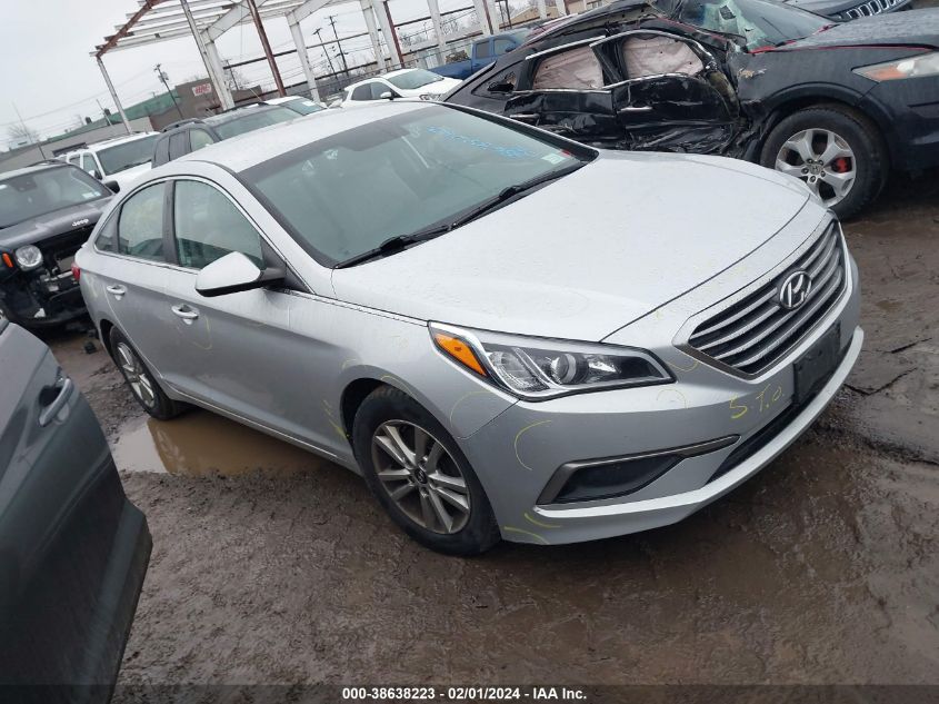 2017 HYUNDAI SONATA SE - 5NPE24AF2HH476517