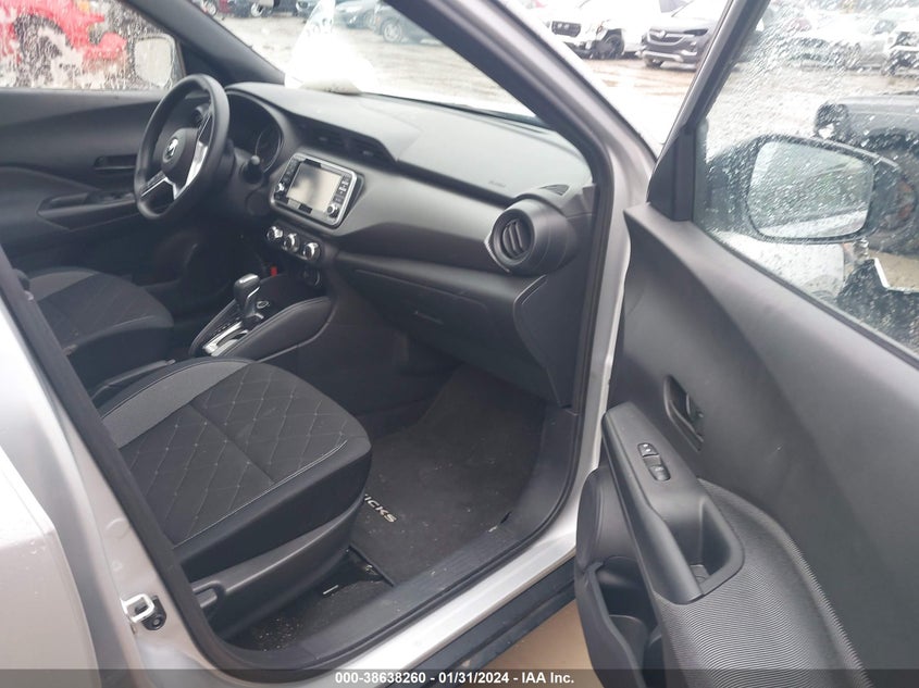 VIN 3N1CP5CU4KL511806 2019 NISSAN KICKS S/SR/SV