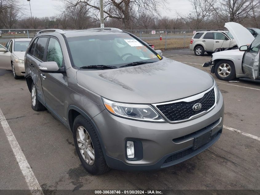 2015 KIA SORENTO LX - 5XYKTCA60FG574024