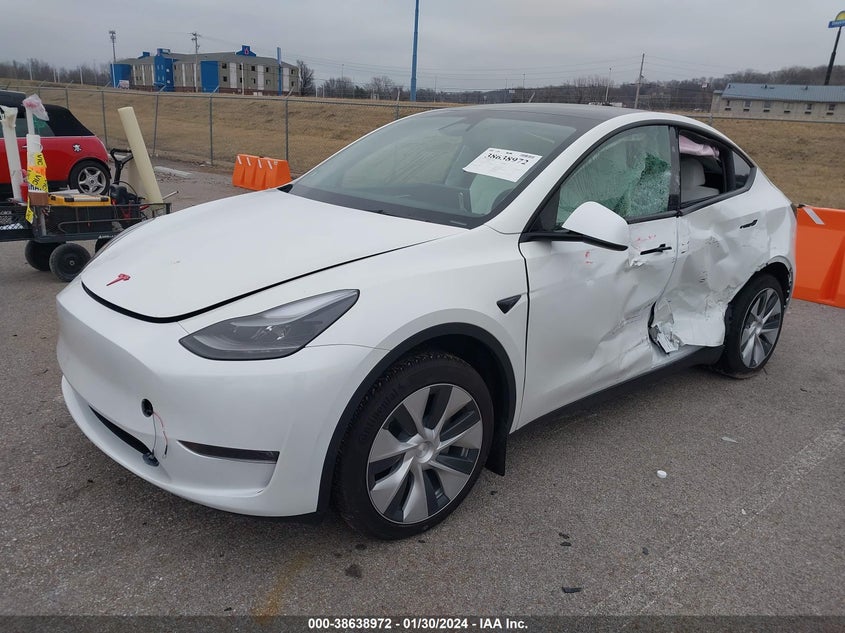 VIN 7SAYGDEE5PF805050 2023 TESLA MODEL Y