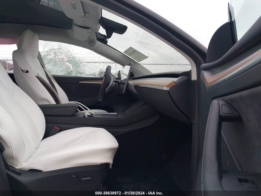 VIN 7SAYGDEE5PF805050 2023 TESLA MODEL Y