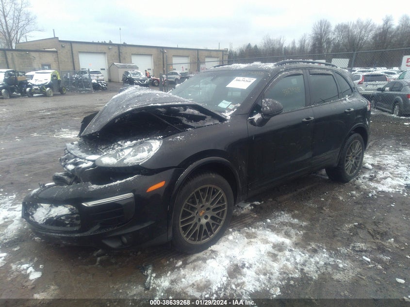 VIN WP1AA2A23JKA00981 2018 PORSCHE CAYENNE PLATINUM EDITION