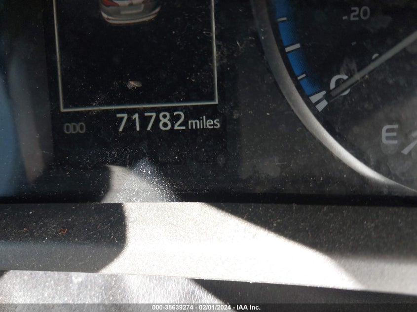 VIN 2T3ZFREV0JW434866 2018 TOYOTA RAV4 LE