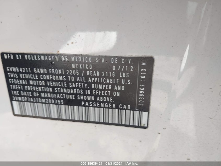 2013 VOLKSWAGEN JETTA 2.5L SE - 3VWDP7AJ1DM209759