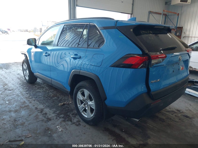VIN JTMP1RFV7KD517018 2019 TOYOTA RAV4 XLE