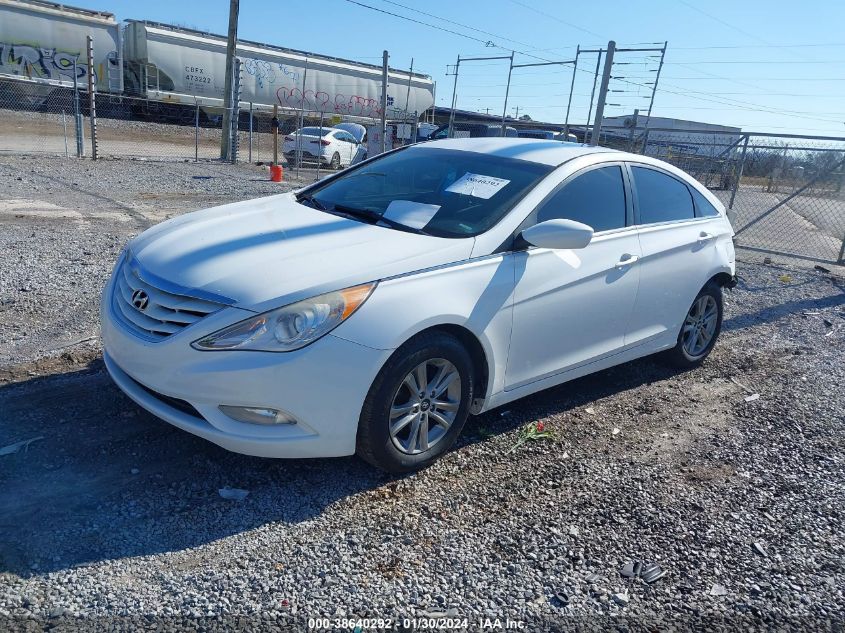 2013 HYUNDAI SONATA GLS - 5NPEB4AC7DH573082