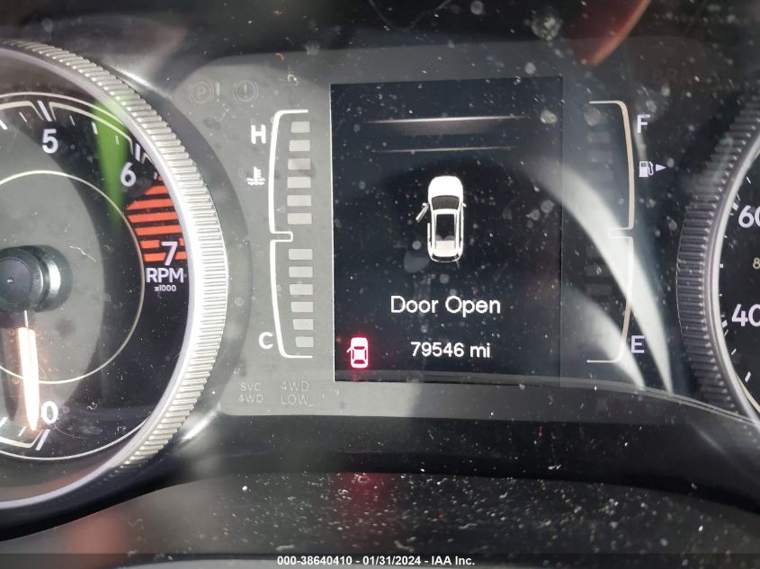 2018 JEEP CHEROKEE LATITUDE PLUS - 1C4PJLLB1JD519515