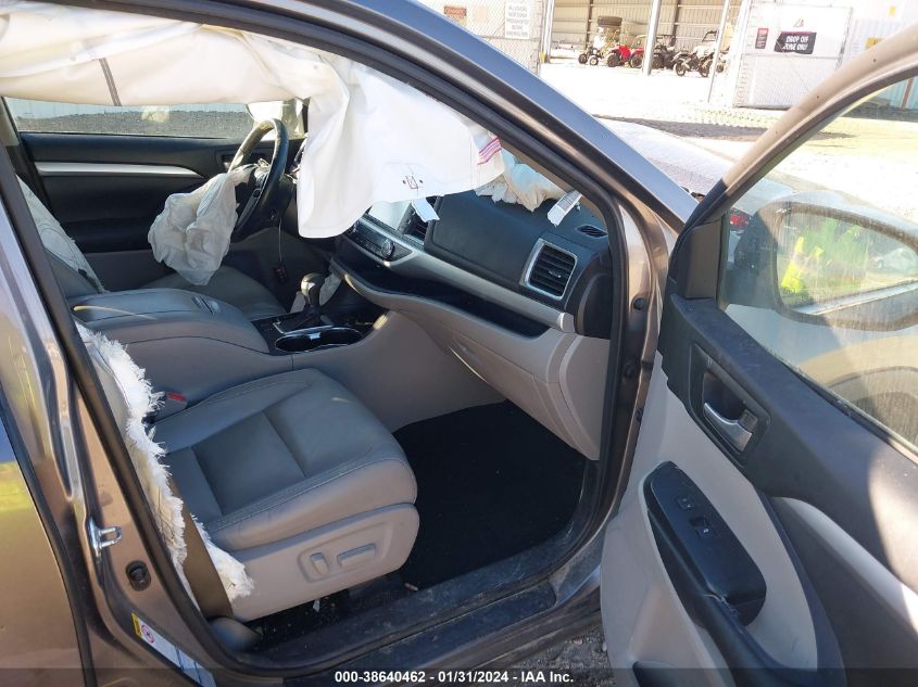2017 TOYOTA HIGHLANDER SE/XLE - 5TDJZRFH8HS521116
