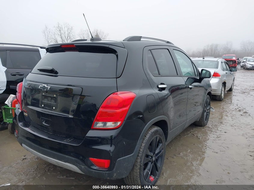 VIN 3GNCJLSB5JL381365 2018 CHEVROLET TRAX LT
