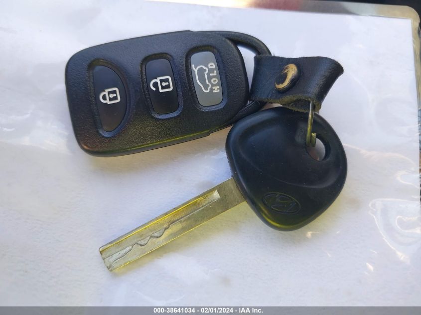 2013 HYUNDAI ELANTRA GT - KMHD35LE4DU058278