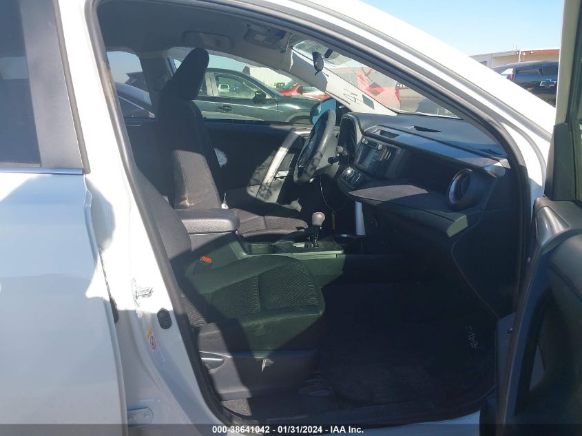 2018 TOYOTA RAV4 LE - JTMZFREV1JJ194306