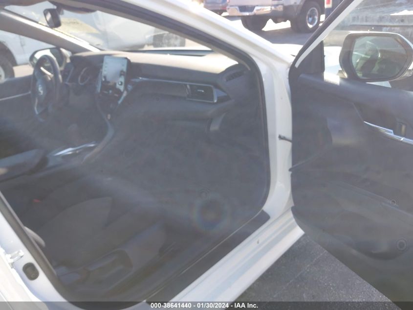 2022 TOYOTA CAMRY LE - 4T1R11AK0NU640957