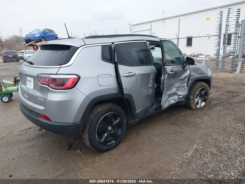 VIN 3C4NJDBB6KT755250 2019 JEEP COMPASS LATITUDE