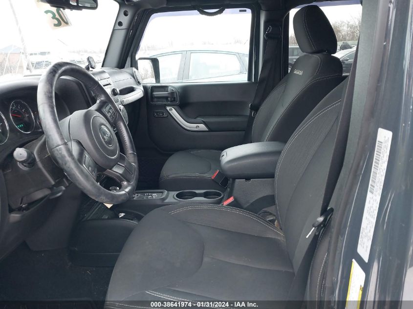 2016 JEEP WRANGLER UNLIMITED SAHARA - 1C4BJWEG0GL311581