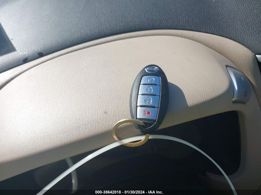 2018 NISSAN PATHFINDER SV - 5N1DR2MN1JC617105